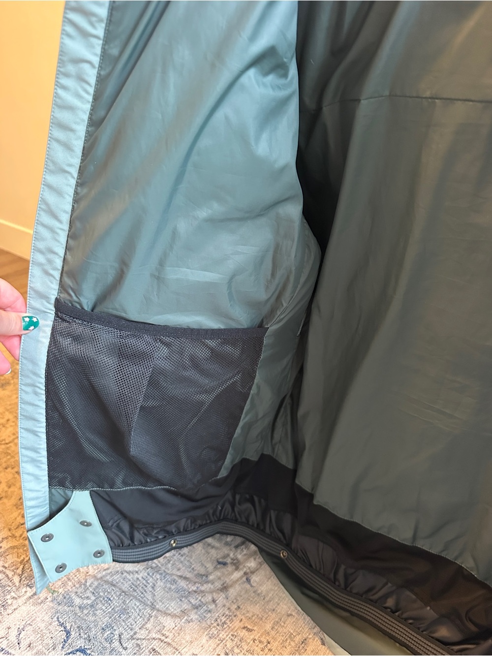 Flylow down jacket - Picture 7 of 8